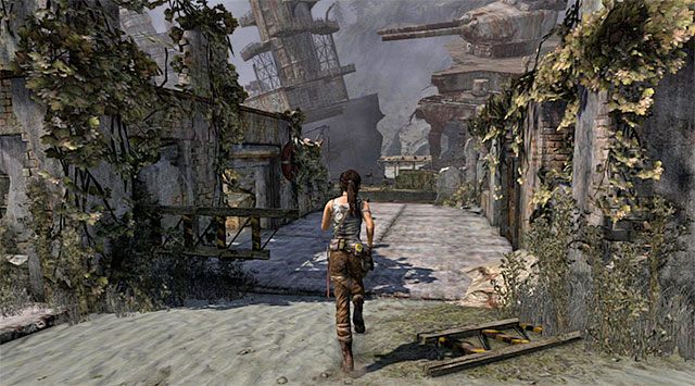 Nic nie stoi oczywiście na przeszkodzie żeby już teraz rozpocząć eksplorację plaży, albowiem do zdobycia jest tu mnóstwo znajdziek - Wybierz się do obozu rozbitków | 20 - Szybka droga na dół | Solucja Tomb Raider - Tomb Raider - poradnik do gry