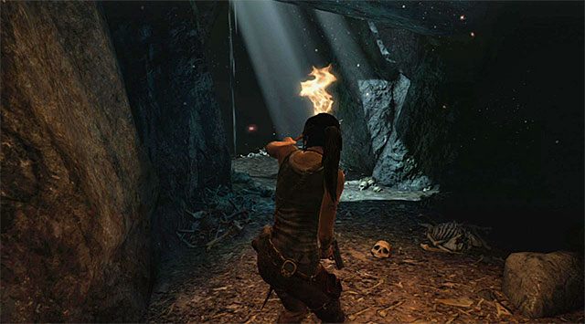 Pozwól Larze na zapalenie pochodni i przystąp do eksploracji jaskini - Znajdź plecak Rotha | 8 - Wołanie o pomoc | Solucja Tomb Raider - Tomb Raider - poradnik do gry