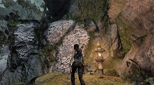 Przejdź po skrzydle, kierując się w prawo - Przedostań się do górnej części wodospadów | 8 - Wołanie o pomoc - Tomb Raider - poradnik do gry
