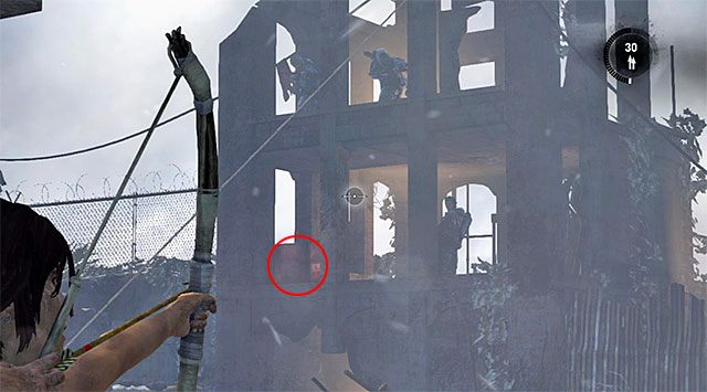 Wznów przemarsz, pozostając przy głównej ścieżce - Dotrzyj na szczyt masztu radiowego, by wysłać sygnał SOS | 8 - Wołanie o pomoc - Tomb Raider - poradnik do gry