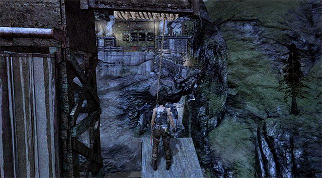 Po dotarciu na drugi wagonik wykonaj jeszcze jeden skok, tym razem z zamiarem złapania się interaktywnych krawędzi pobliskiej wieży - Wejdź do ośrodka badawczego | 23 - Łowca burz | Solucja Tomb Raider - Tomb Raider - poradnik do gry