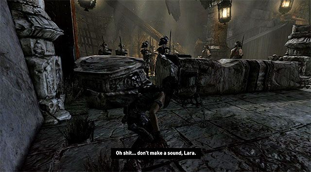 Przejdź przez wąski tunel, docierając do dużej sali z maszerującymi strażnikami - Zbadaj klasztor w poszukiwaniu Sam | 24 - Powrót | Solucja Tomb Raider - Tomb Raider - poradnik do gry