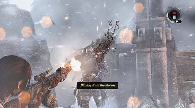 Znacznym ułatwieniem jest z kolei to, że nie musisz już namierzać pleców bossa, bo w międzyczasie stracił on hełm - Przyczyń się do zakończenia burz dzięki przerwaniu rytuału wstąpienia | 24 - Powrót - Tomb Raider - poradnik do gry