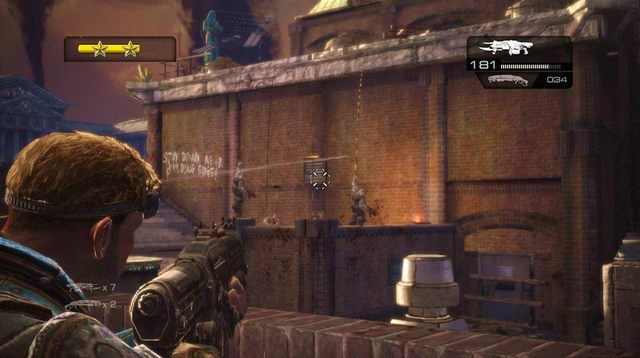 Wrogom, którzy schowają się po drugiej stronie oraz w późniejszej części zejdą po linach, wrzuć granat, jeżeli masz jakiś - Dachy placu muzealnego - Przedmieścia Halvo Bay - Gears of War: Judgment - poradnik do gry