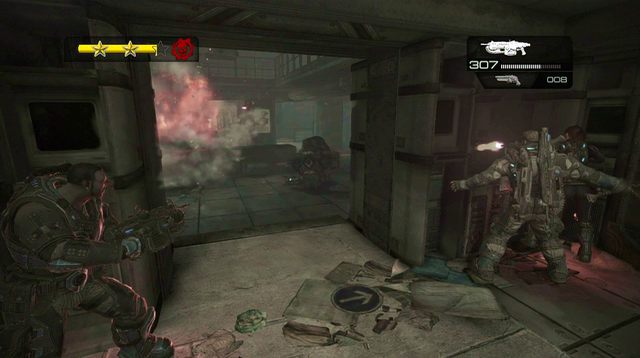 Z dalszej części pomieszczenia, nadejdą następni przeciwnicy, w tym Oprawca - Sterownia - Onyx Point - Gears of War: Judgment - poradnik do gry