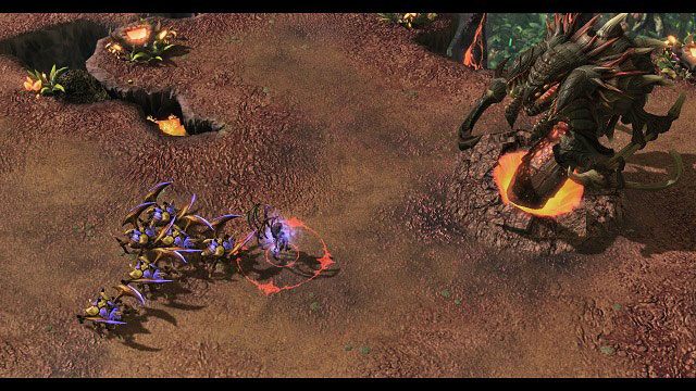 Przed wejściem do lokacji [4] proponuje zapisać stan gry - Supremacja | Kampania - Zerus | StarCraft II Heart of the Swarm - StarCraft II: Heart of the Swarm - poradnik do gry