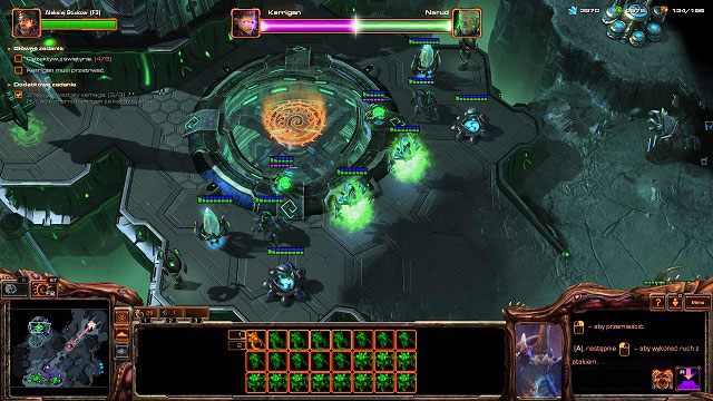 Po uzupełnieniu strat (w szczególności powinniśmy zwracać uwagę na posiadane przez nas hydra liski) możemy zniszczyć ostatni kryształ xelnaga [C] i udać się do świątyni [6] - Upiory otchłani | Kampania - stacja Skygeirr | StarCraft II Heart of the Swarm - StarCraft II: Heart of the Swarm - poradnik do gry