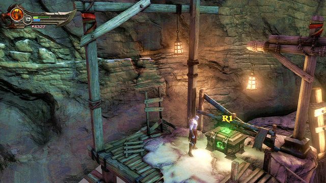 Biegnąc dalej natrafisz na skrzynię zmieniającą kolor - Ogień Aresa i młyńskie koło - God of War: Ascension - poradnik do gry