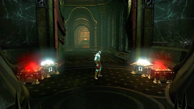 Stojąc już na ziemi zrób parę kroków do tyłu i pozbieraj skrzynie by otrzymać czerwone kule, oko Gorgony i pióro Feniksa - Dusza Hadesa | God of War Wstąpienie - God of War: Ascension - poradnik do gry