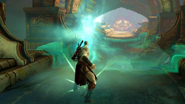 Po walce przebiegnij do końca tunelu i dalej na skraj przerwy w akwedukcie - 13 - Przejście do Delf | Opis przejścia | God of War Wstąpienie - God of War: Ascension - poradnik do gry