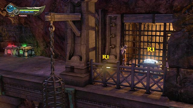 Od skrzyń udaj się w prawo by trafić na Wiadomość od skryby Hekatonchejrona i białą skrzynię - 17 - Komnata Męczennika | Opis przejścia | God of War Wstąpienie - God of War: Ascension - poradnik do gry