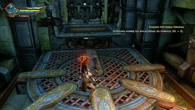 Cały czas trzymając dźwignię użyj kamienia Orkosa by utworzyć kopię Kratosa i zablokować w ten sposób mechanizm - 21 - Przedramię Apollona (1) | Opis przejścia | God of War Wstąpienie - God of War: Ascension - poradnik do gry