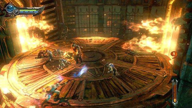 Gdy zaczniesz wyjeżdżać do góry zaatakują cię opancerzone kozłoludy i ognisty Talos - 21 - Przedramię Apollona (2) | Opis przejścia | God of War Wstąpienie - God of War: Ascension - poradnik do gry