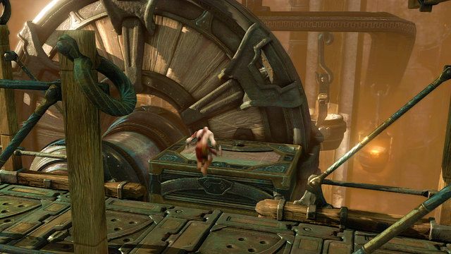 Jeżeli odpowiednio szybko pozbędziesz się przeciwników, ognie ustaną i pozwolą ci ruszyć dalej w prawo by wskoczyć na platformę ruszającą się w górę i w dół - Droga na szczyt pieca | God of War Wstąpienie - God of War: Ascension - poradnik do gry