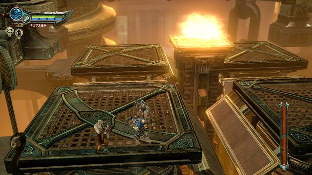 Po wrzuceniu kilku ofiar w ogień prostokątne elementy podłogi łączące cztery kwadraty z metalowych krat zatrzęsą się i zapadną - 25 - Piec - Ponownie | Opis przejścia | God of War Wstąpienie - God of War: Ascension - poradnik do gry