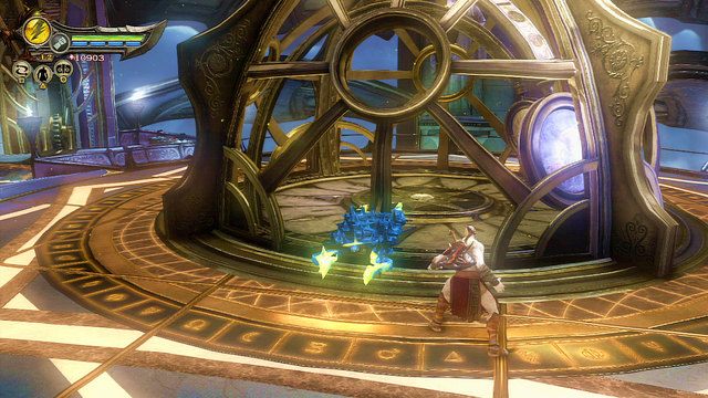 Podejdź teraz do klatki i odszukaj dźwignię zamkniętą barierą Furii - 28 - Wyzwanie Archimedesa (2) | Opis przejścia | God of War Wstąpienie - God of War: Ascension - poradnik do gry