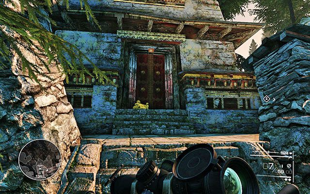 Na schodkach przy wejściu do budynku, który znajduje się na wprost po wbiegnięciu ścieżką do góry (obierzesz drogę w prawo), po oczyszczeniu lokacji z kanistrem - Akt 3 - Żadnych niezałatwionych spraw | SEKRETY | Sniper Ghost Warrior 2 - Sniper: Ghost Warrior 2 - poradnik do gry