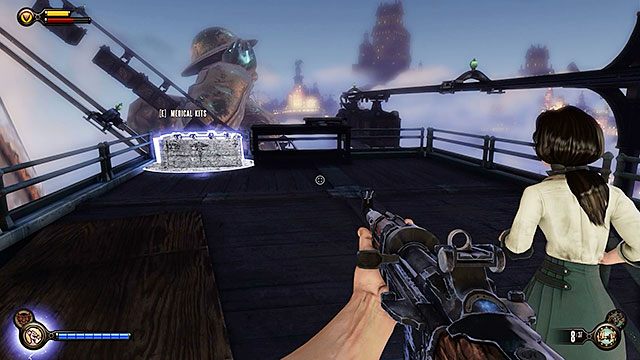 Na górnym piętrze znajdziesz sole oraz wyrwę z apteczkami, które mogą przydać się po walce - Uruchom gondolę na Żołnierskim Polu | Rozdział 12 - Wróć na Plac Sali Bohaterów - BioShock: Infinite - poradnik do gry