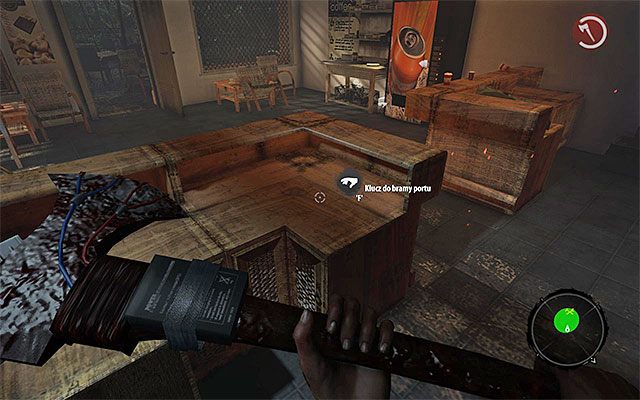 Skręć w lewo i wyłam drzwi prowadzące do lokalnej pizzerii - Znajdź budynek kina Nowy w mieście - Dead Island Riptide - poradnik do gry