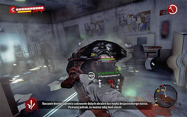 Uważaj na zarażonych, którzy wyruszą w Twoją stronę - Włącz system przeciwpożarowy Zmilitaryzowana strefa - Dead Island Riptide - poradnik do gry