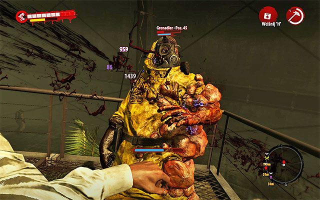 Grenadierzy są jedną z nowych odmian żywych trupów i elementem wyróżniającym ich na tle pozostałych potworów jest umiejętność ciskania w sterowaną przez Ciebie postać toksycznymi fragmentami swojego ciała - Grenadierzy - Dead Island Riptide - poradnik do gry