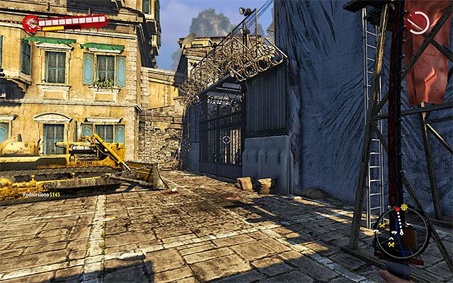 Ruszaj dalej na północ, pozostając blisko ściany obszaru kwarantanny i likwidując napotykane po drodze pojedyncze zombiaki - Znajdź drugie wejście Strefa Kwarantanny - Dead Island Riptide - poradnik do gry