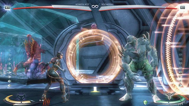 Na prawym krańcu areny znajdują się dwa portale - Injustice: Forteca Samotności - arena - Injustice Gods Among Us - poradnik do gry