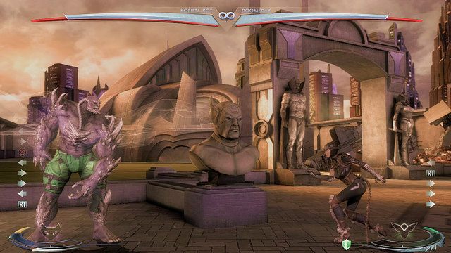 Po lewej stronie znajduje się popiersie - Injustice: Sala Sprawiedliwości - arena - Injustice Gods Among Us - poradnik do gry