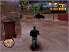 Z tyłu będzie jeszcze dwóch - ponieważ ich broń z bliska jest dla ciebie zabójcza, a nie wychylają się ze swoim miejsc, to zabij ich subtelnymi rzutami granatów - 08 - Ray | Grand Theft Auto 3 - Grand Theft Auto 3 - poradnik do gry