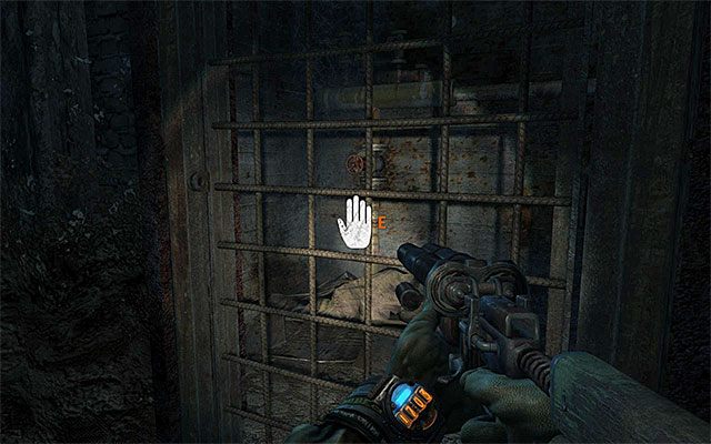 Po zakończonych walkach ponownie poświęć trochę czasu na zbadanie okolicy, odnajdując interaktywną bramkę prowadzącą do zwłok z nabojami wojskowymi - Idź za Chanem, by odszukać Cienia | Rozdział 21 - Chan | Metro Last Light - Metro: Last Light - poradnik do gry