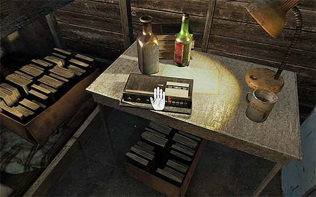 Wysłuchaj rozmowy z Anną i poświęć kilka chwil na zbadanie pomieszczenia, w którym rozpoczął się ten rozdział - Dotrzyj na Oktiabrską | Rozdział 18 - Dolne miasto | Solucja Metro Last Light - Metro: Last Light - poradnik do gry