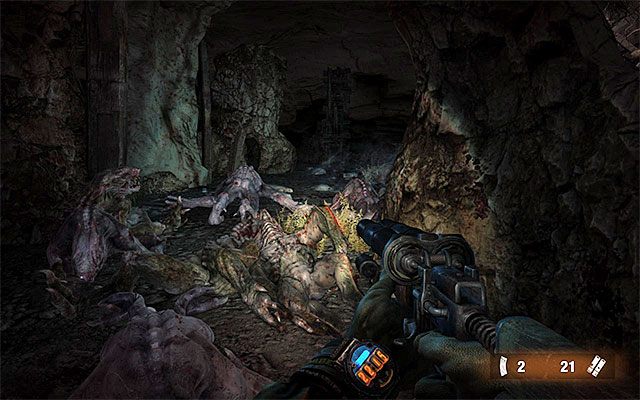 W oczekiwaniu na przybycie windy musisz rozegrać kolejną bitwę z mutantami - Znajdź sposób na skorzystanie z windy | Rozdział 18 - Dolne miasto - Metro: Last Light - poradnik do gry