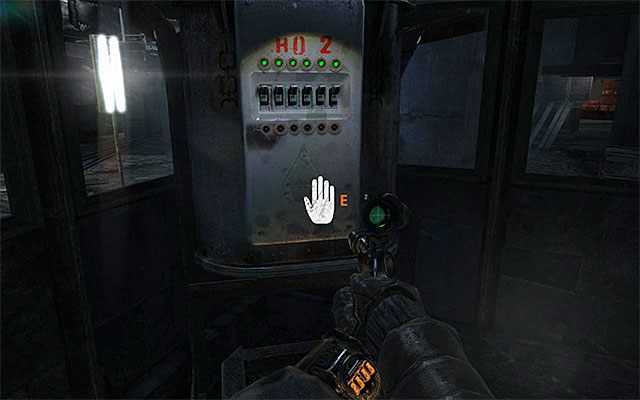 Eksplorację pierwszej części zbrojowni rozpoczynasz w obszarze A3 i Twoim zadaniem jest dotarcie do przejścia do obszaru A2 (patrz: dołączona mapa) - Znajdź drogę przez zbrojownię | Rozdział 11 - Rewolucja | Metro Last Light - Metro: Last Light - poradnik do gry