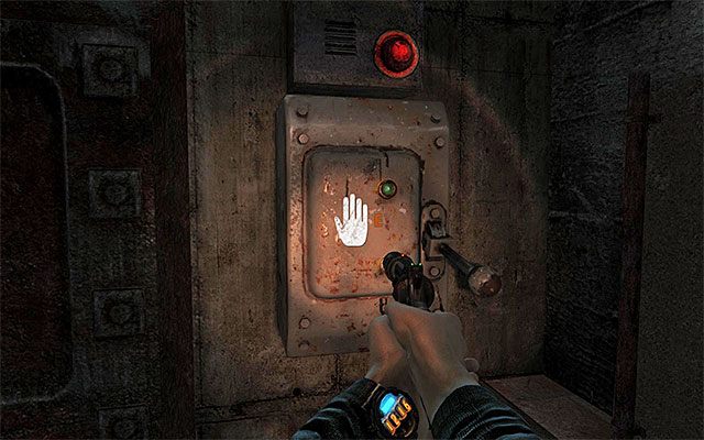 Po załatwieniu wszystkich spraw podejdź do Pawła - Znajdź wyjście z więzienia | Rozdział 3 - Paweł | Solucja Metro Last Light - Metro: Last Light - poradnik do gry