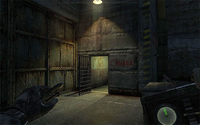 Wyjście ze zbrojowni znajduje się w południowo-zachodniej części obszaru A1 (powyższy screen) - Ucieknij z terytorium Czerwonej Linii | Rozdział 11 - Rewolucja | Last Light - Metro: Last Light - poradnik do gry