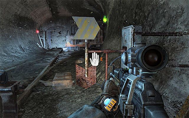 Po raz kolejny powróć do wagonu i rozpocznij ostatnią część procesu przepychania pociągu - Użyj wagonu, by zepchnąć pociąg z drogi | Rozdział 12 - Regina - Metro: Last Light - poradnik do gry