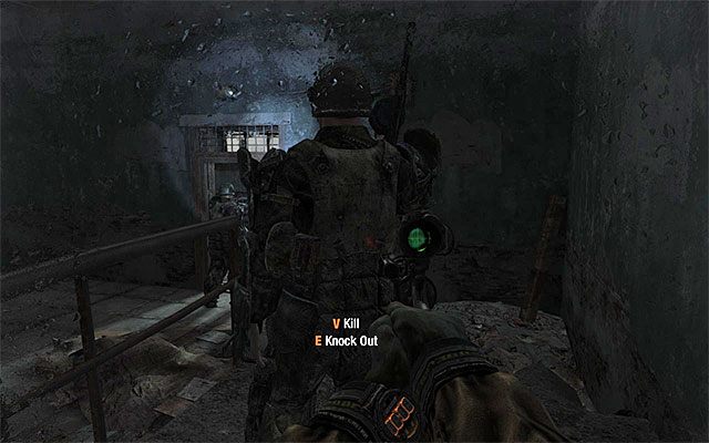 Po przejściu przez opisane powyżej pomieszczenie skręć w prawo - Poznaj plany żołnierzy Czerwonej Linii | Rozdział 25 - Zajezdnia - Metro: Last Light - poradnik do gry
