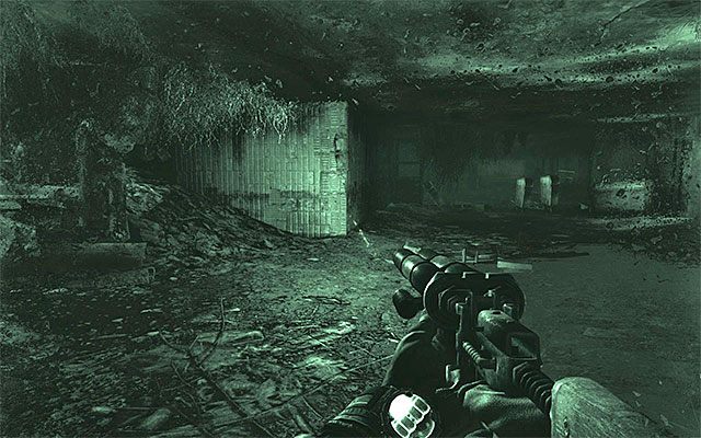 Rozpocznij eksplorację kanałów, oglądając po drodze ostatnią i nieco bardziej interaktywną wizję - Przeszukaj Wymarłe Miasto i odszukaj drogę na Plac Czerwony | Rozdział 26 - Martwe Miasto - Metro: Last Light - poradnik do gry