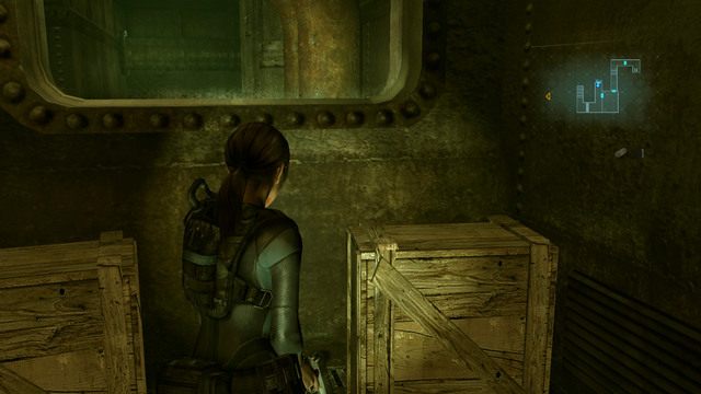Na początku wyjdź przez drzwi po drugiej stronie pokoju i opróżnij skrzynie z prawej - Ujawnione Sekrety - część II | Epizod 5 | Resident Evil Revelations - Resident Evil: Revelations - poradnik do gry