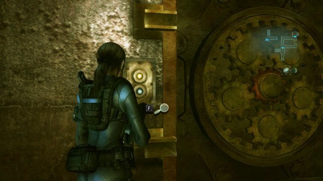 Możesz teraz wrócić do południowego korytarza i użyć trybu na dużych wrotach - Ujawnione Sekrety - część II | Epizod 5 | Resident Evil Revelations - Resident Evil: Revelations - poradnik do gry