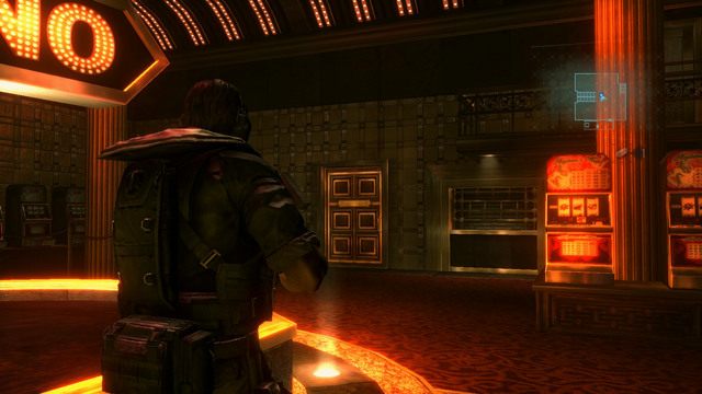 Gdy dotrzesz do kasyna, podejdź do pokoju z prawej, z którego dobiegają głośne uderzenia - Kot i Mysz - część I | Epizod 6 | Resident Evil Revelations - Resident Evil: Revelations - poradnik do gry