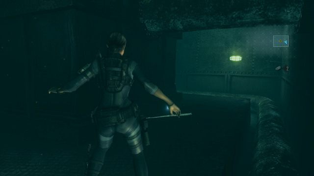 Gdy ponownie wcielisz się w Jill zanurkuj przyciskiem akcji i odszukaj srebrną rurkę leżącą przy ścianie pod rurami - Kot i Mysz - część II | Epizod 6 | Resident Evil Revelations - Resident Evil: Revelations - poradnik do gry