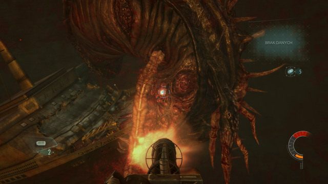 Walka nie jest trudna, ale musisz uważać, by nie przegrzać karabinu i cały czas spoglądać raz w prawo i raz w lewo, żeby nie zostać zaskoczonym - Objawienia - część I | Epizod 11 | Resident Evil Revelations - Resident Evil: Revelations - poradnik do gry