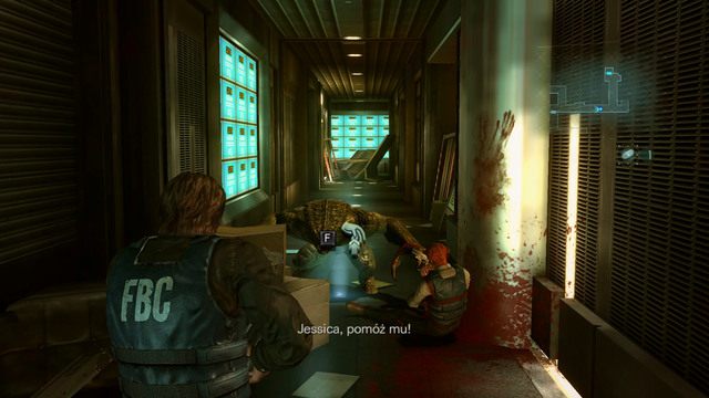 Natkniesz się tam na atakowanego przez mutanty Raynolda - Objawienia - część II | Epizod 11 | Resident Evil Revelations - Resident Evil: Revelations - poradnik do gry