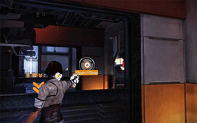 Podążaj liniowymi korytarzami, zatrzymując się dopiero po zbliżeniu się do obszaru patrolowanego przez dwa drony bojowe - Eksploracja pawilonu komercyjnego | Epizod 5 w Remember Me - Remember Me - poradnik do gry