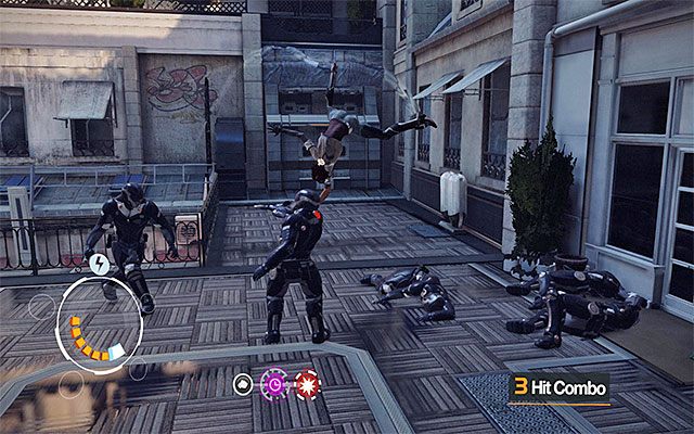 Rozpocznij atakowanie okolicznych stróżów prawa, starając się regularnie korzystać z kombinacji, w skład której wchodzi właśnie ruch skracający czas oczekiwania na regenerację furii - Dotarcie do rotundy świętego Michała | Epizod 2 w Remember Me - Remember Me - poradnik do gry