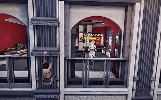 Skieruj się w stronę krawędzi dachu i wykonaj skok w stronę widocznego w oddali interaktywnego gzymsu - Dokonanie kradzieży wspomnień Kaori Sheridan | Epizod 2 w Remember Me - Remember Me - poradnik do gry