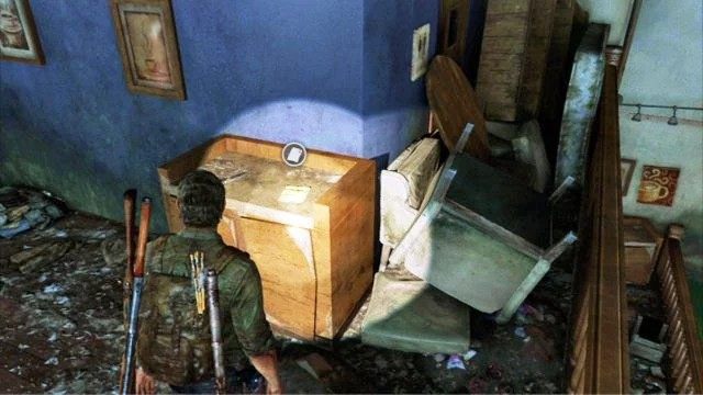 Przeszukaj je dokładnie, a znajdziesz leżący na stoliku artefakt - Samotna i porzucona (Pittsburgh) | Artefakty i nieśmiertelniki w The Last of Us - The Last of Us - poradnik do gry