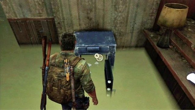 Zawiera ona kod do sejfu, który stoi poziom niżej w pomieszczeniu za ladą - Hotelowy hol (Pittsburgh) | Artefakty i nieśmiertelniki w The Last of Us - The Last of Us - poradnik do gry