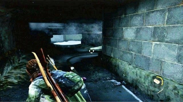 W pewnym momencie podczas marszu zerwie się metalowy chodnik i wylądujesz piętro niżej - Polowanie | Kurort nad jeziorem | Solucja The Last of Us - The Last of Us - poradnik do gry